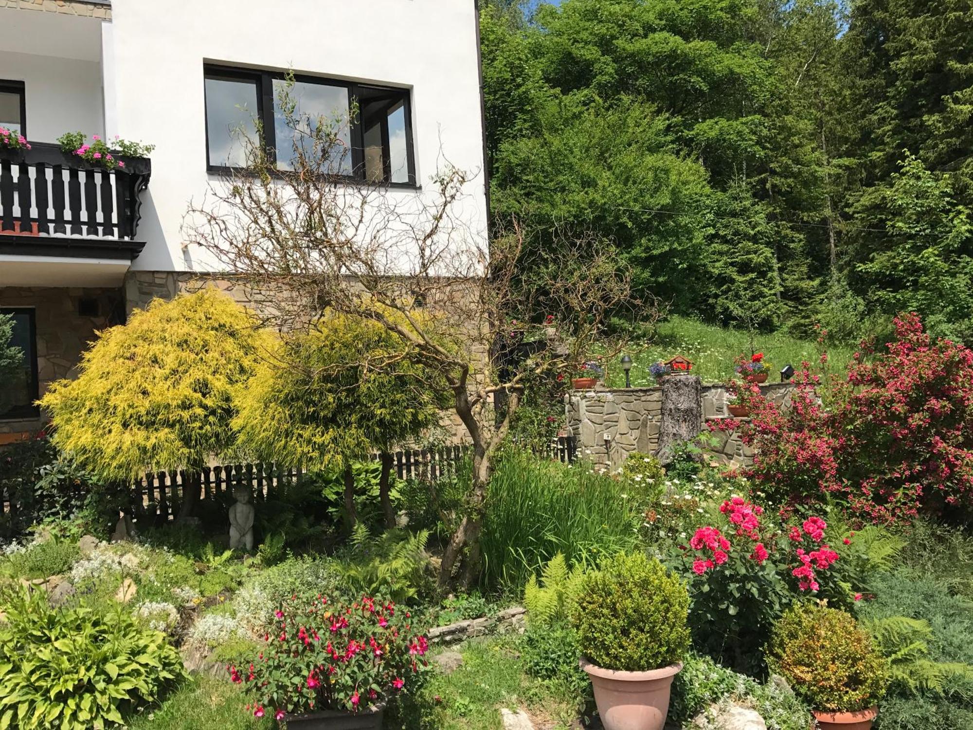 Bed and Breakfast Eden Щирк Экстерьер фото